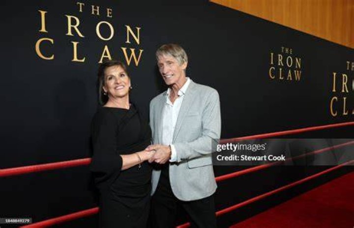 Where can Pam Adkisson, the wife of Kavin Von Erich, be found now