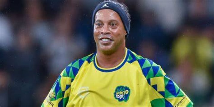 Where is Ronaldinho now? The death of a soccer wizard's career YouTube