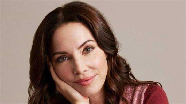 Whitney Cummings bio age, height, boyfriend, net worth Legit.ng