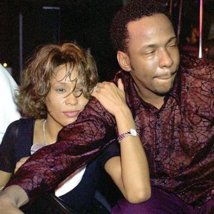 Whitney Houston & Bobby Brown's Wedding Was An Extravagant Affair, Can
