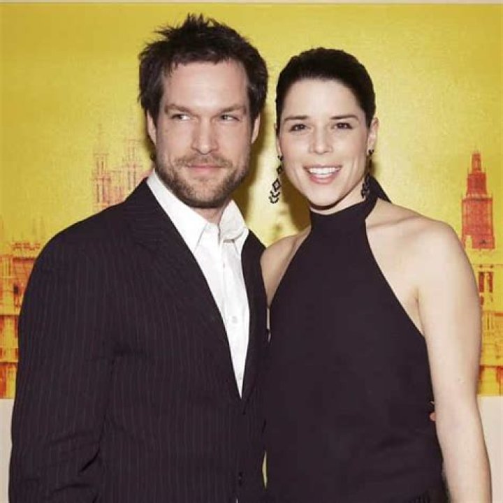 Who Has Neve Campbell Dated? Her Dating History with Photos