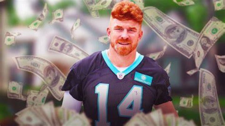 Who is Andy Dalton's Wife? Does Andy Dalton have a son?