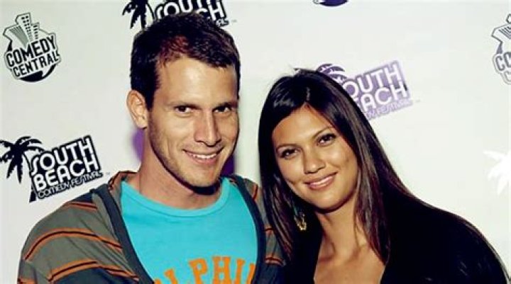Who Is Daniel Tosh Wife Carly Hallam? Trendfrenzy