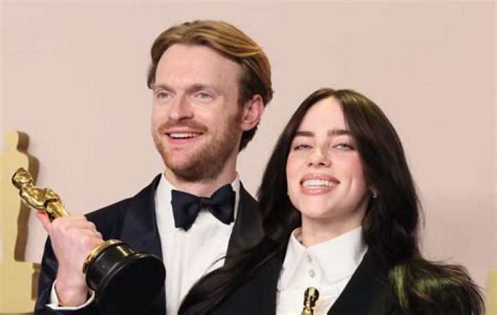 Who is Finneas Eilish's Girlfriend? All About Finneas and His