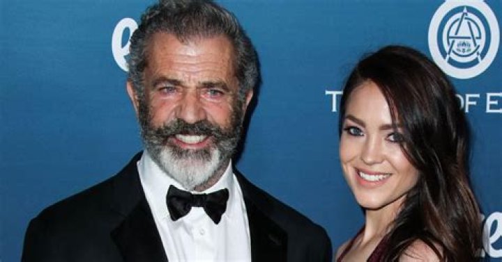 Who is Mel Gibson&rsquo;s girlfriend? Rosalind Ross, 26, wows at Oscars weeks