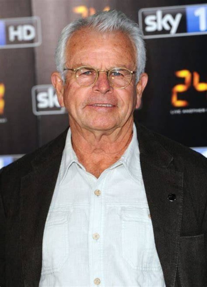 William Devane Biography, Height & Life Story Super Stars Bio